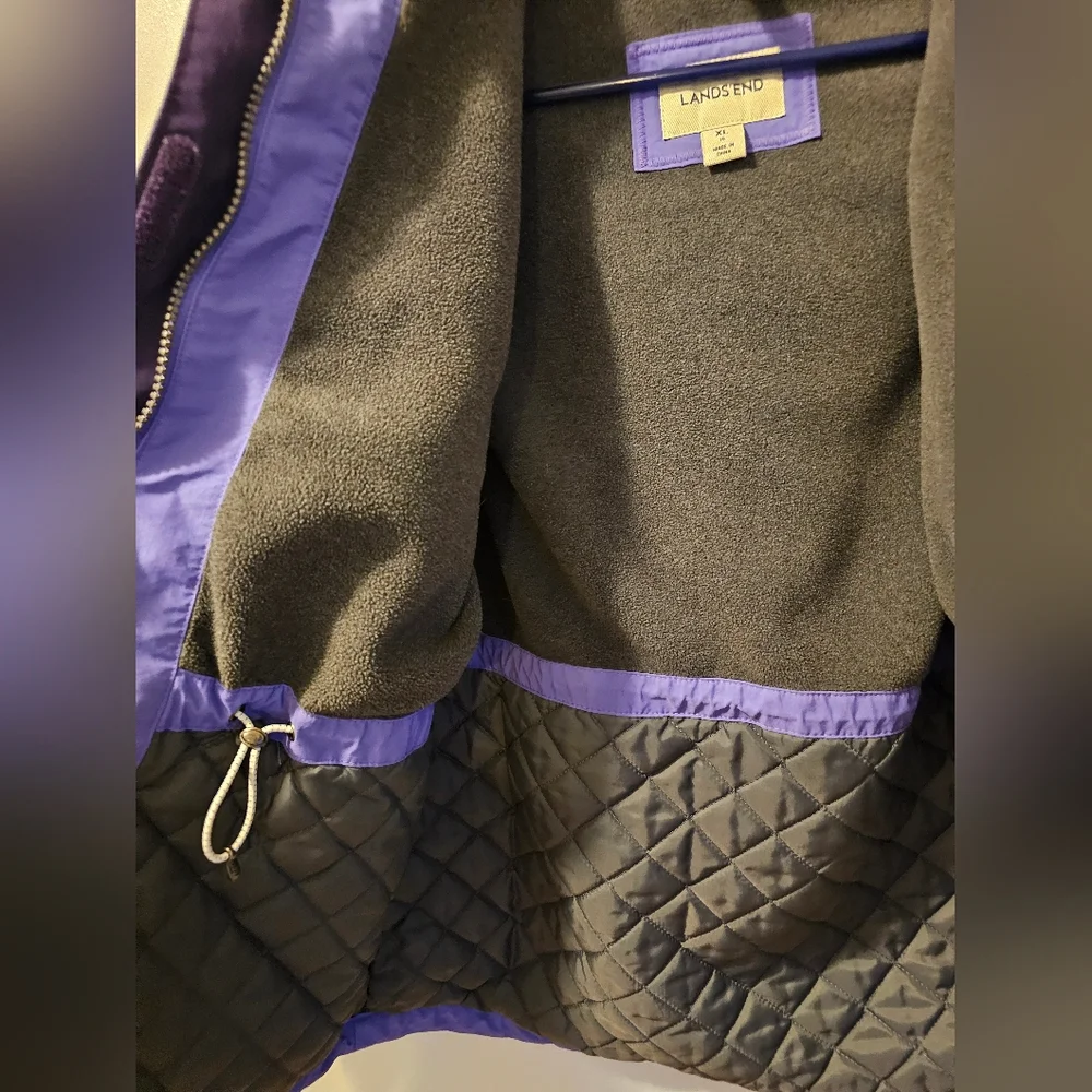 Lands' End Girls' Squall Jacket Purple Waterproof Windproof Hooded Size XL 16
